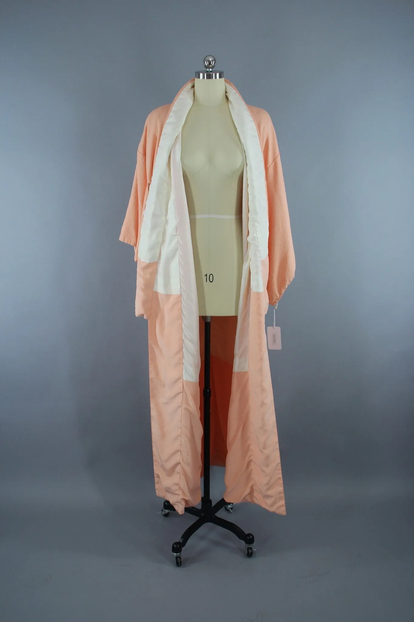 1950s Vintage Silk Kimono Robe in Pastel Peach with Woven Trees