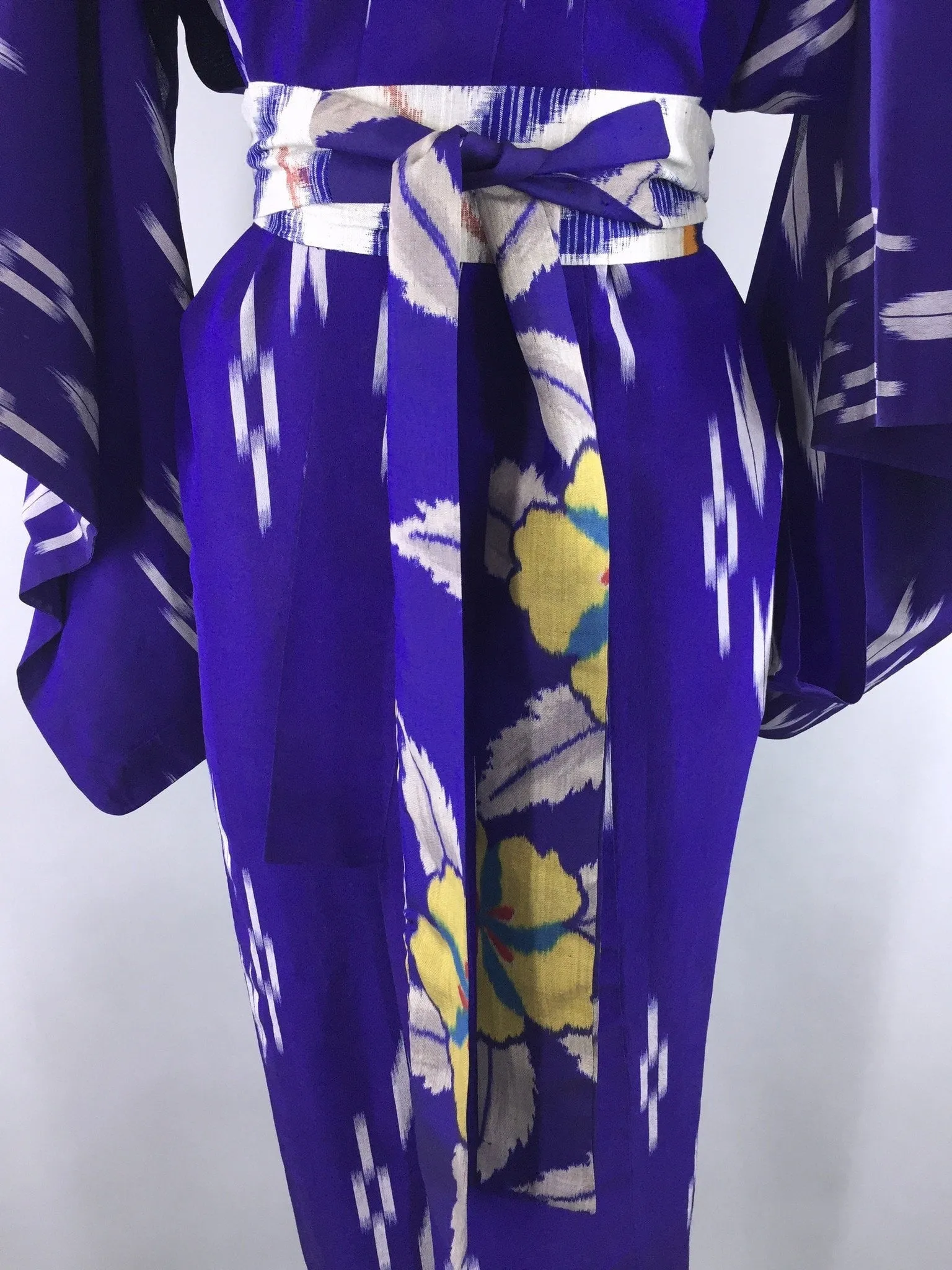 Vintage 1940s Silk Kimono Robe / Blue Purple Ikat Silk Gauze